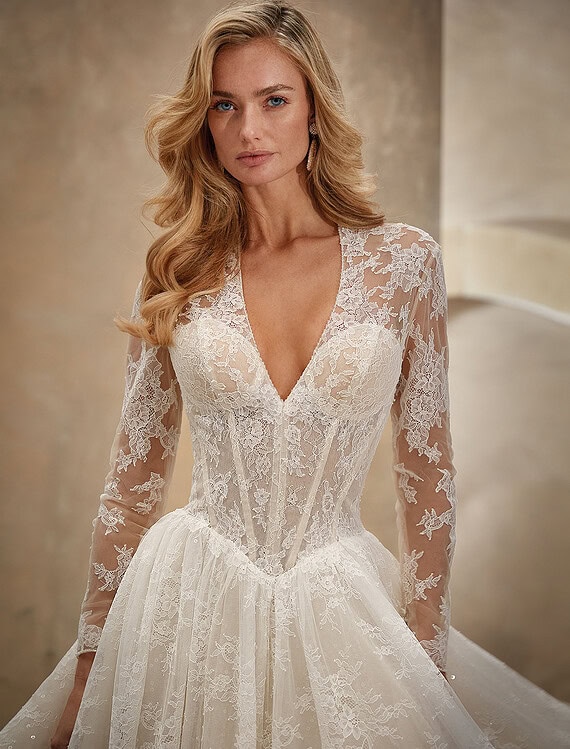 Trouwjurk 1554 van Demetrios kopen bij Honeymoonshop 3