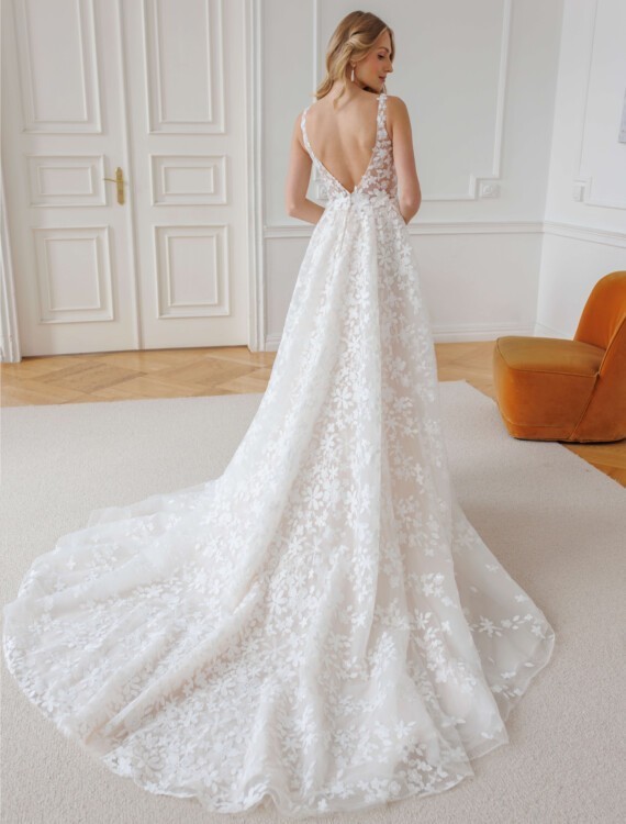 Trouwjurk Alpaca van Jarice kopen bij Honeymoonshop 4