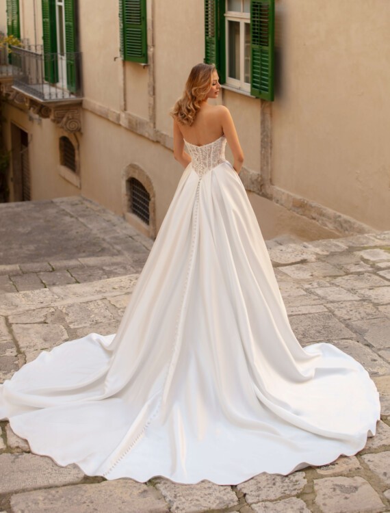 Trouwjurk Anubis Jarice achterkant