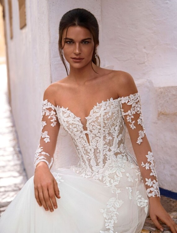 Trouwjurk Fiselle van Love by Enzoani kopen bij Honeymoonshop 3