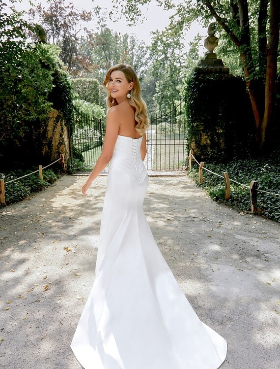 Trouwjurk 44518 Sincerity achterkant