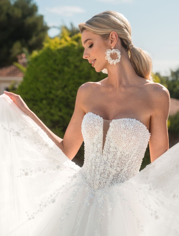 Trouwjurk 8224 van Diane Legrand kopen bij Honeymoonshop 1