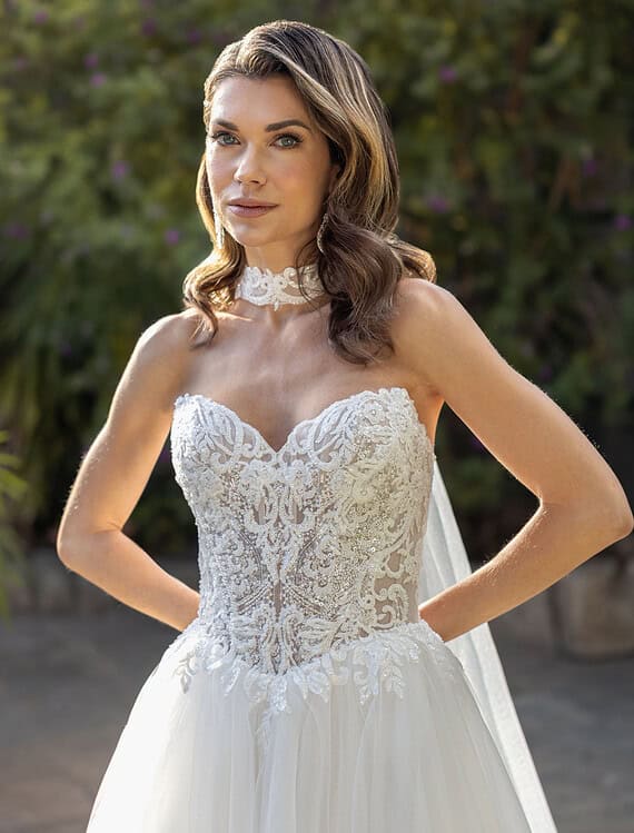 Honeymoonshop trouwjurk, winkel, trouwjurken, trouwpakken, bruid.