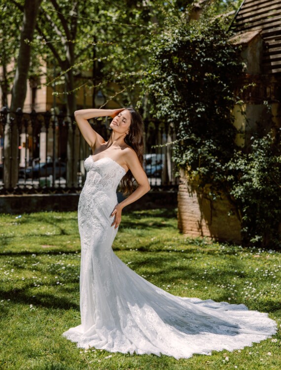 Trouwjurk 6WY08 van Lore kopen bij Honeymoonshop 4
